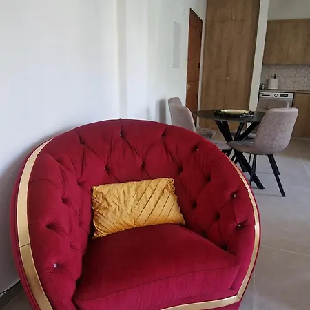 Apartment Promenade Atelier Elegant 1 Bedroom Paphos