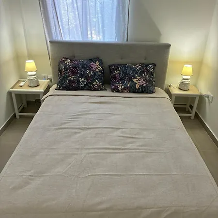 Promenade Atelier Elegant 1 Bedroom Paphos